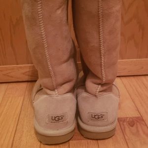Women ugg boots!